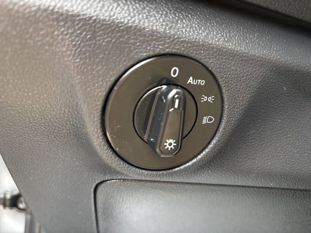 Used 2020 Volkswagen Jetta S w/ Driver Assistance Package image 20