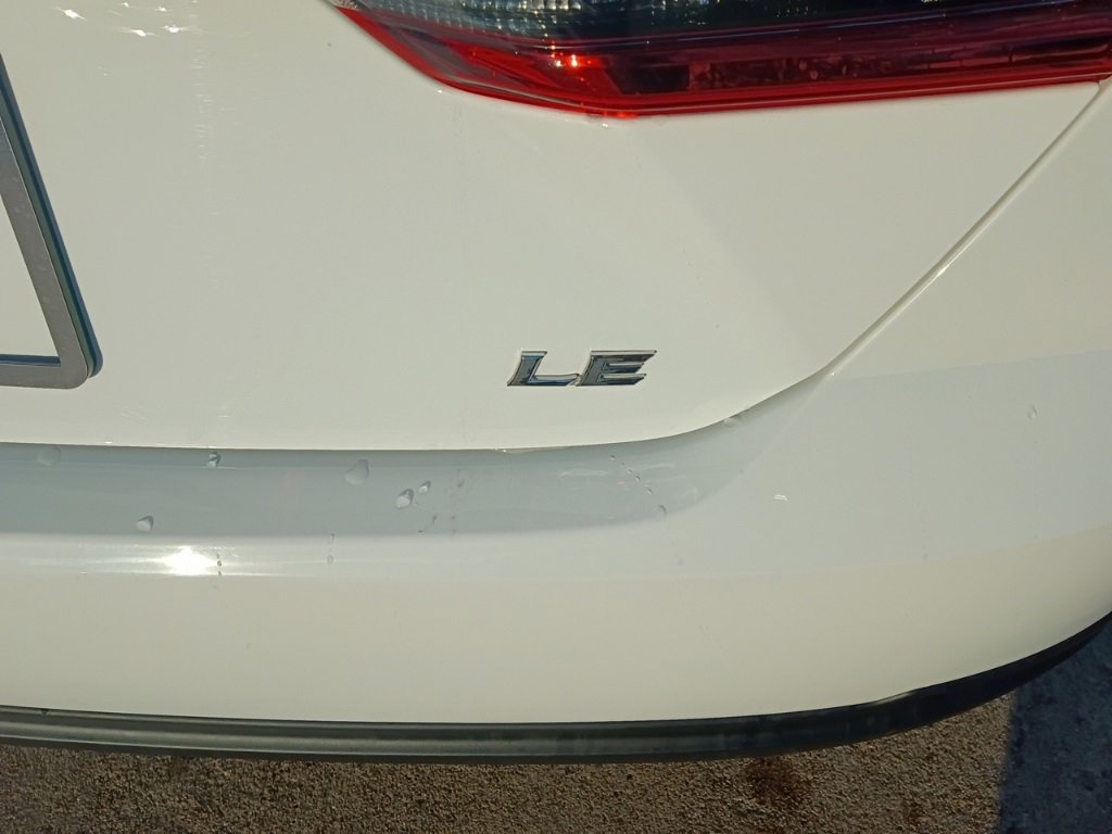 Used 2025 Toyota Camry LE image 11