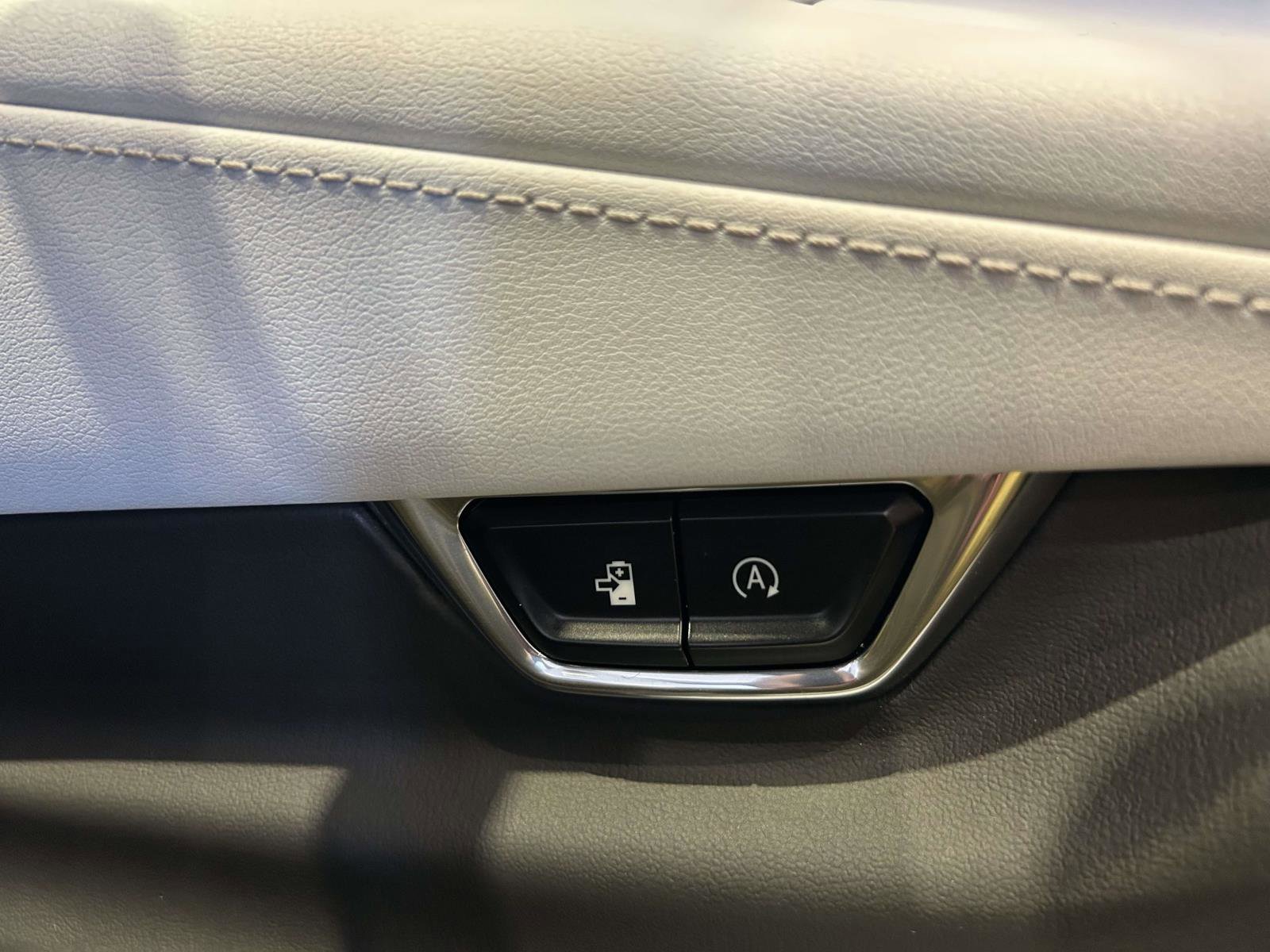 Used 2024 Chevrolet Corvette E-Ray image 17