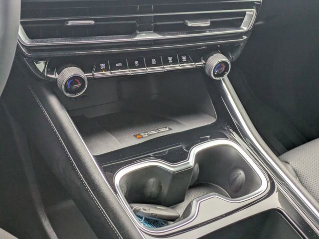 New 2026 Chevrolet Traverse LT w/ Sun and Wheel Package image 22