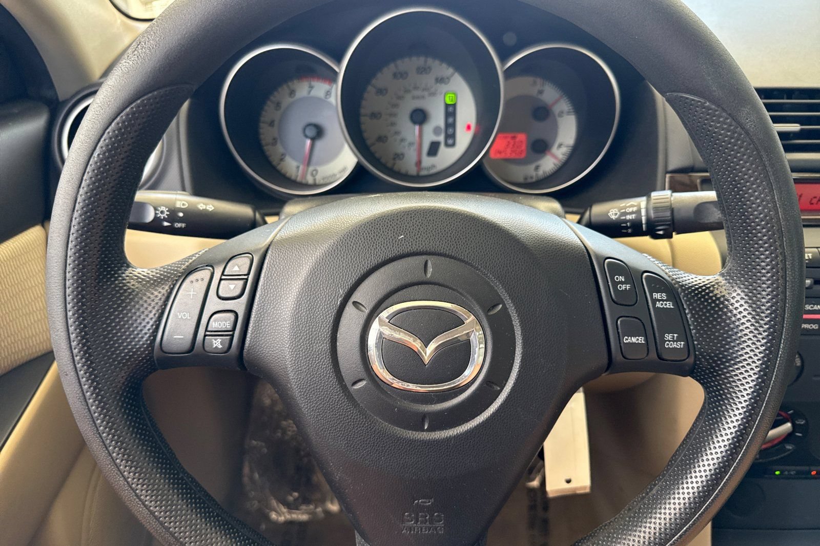 Used 2007 MAZDA MAZDA3 i Touring FWD image 21