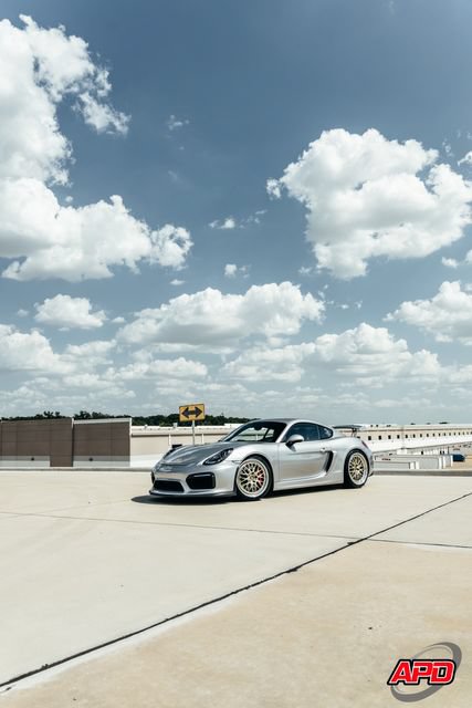 Used 2016 Porsche Cayman GT4 RWD image 39