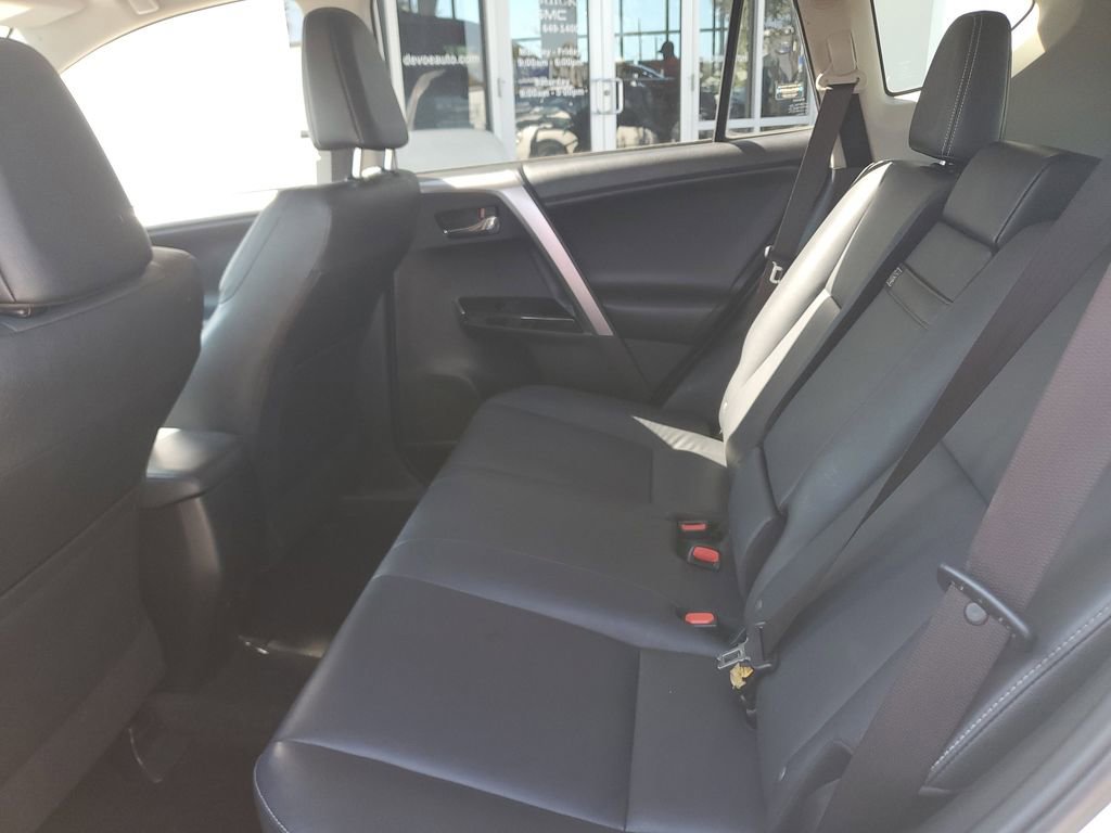 Used 2018 Toyota RAV4 Limited w/ Advanced Technology Package image 14