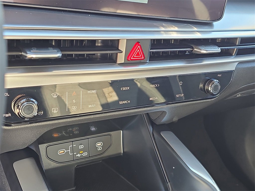 New 2026 Kia Sorento LX image 26