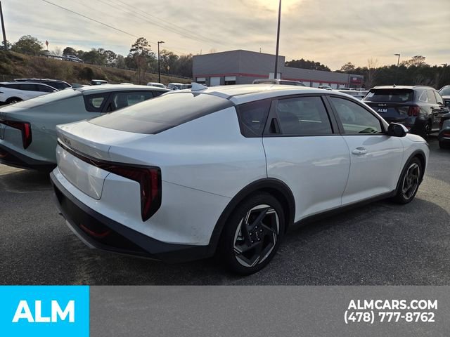 Used 2025 Kia K4 EX image 12