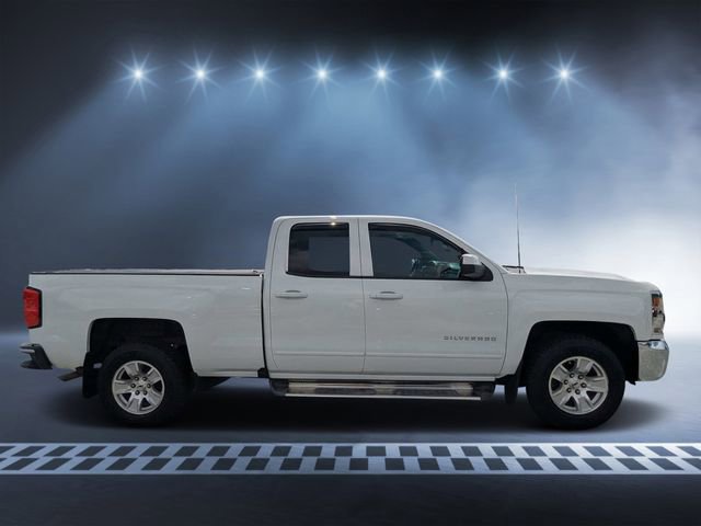 Used 2018 Chevrolet Silverado 1500 LT RWD image 2