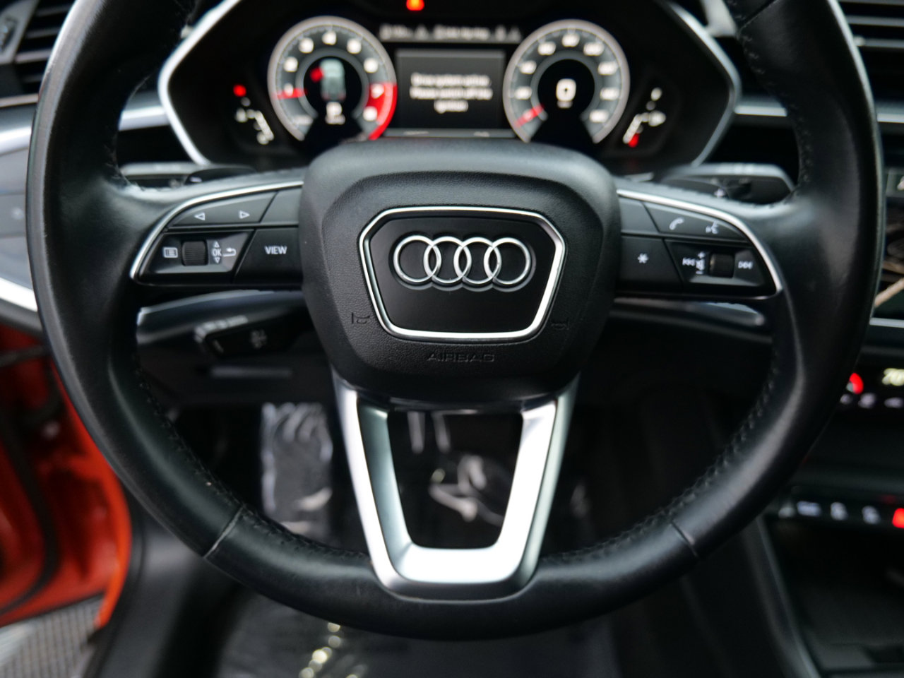 Used 2019 Audi Q3 2.0T Premium Plus w/ Premium Plus Package image 19