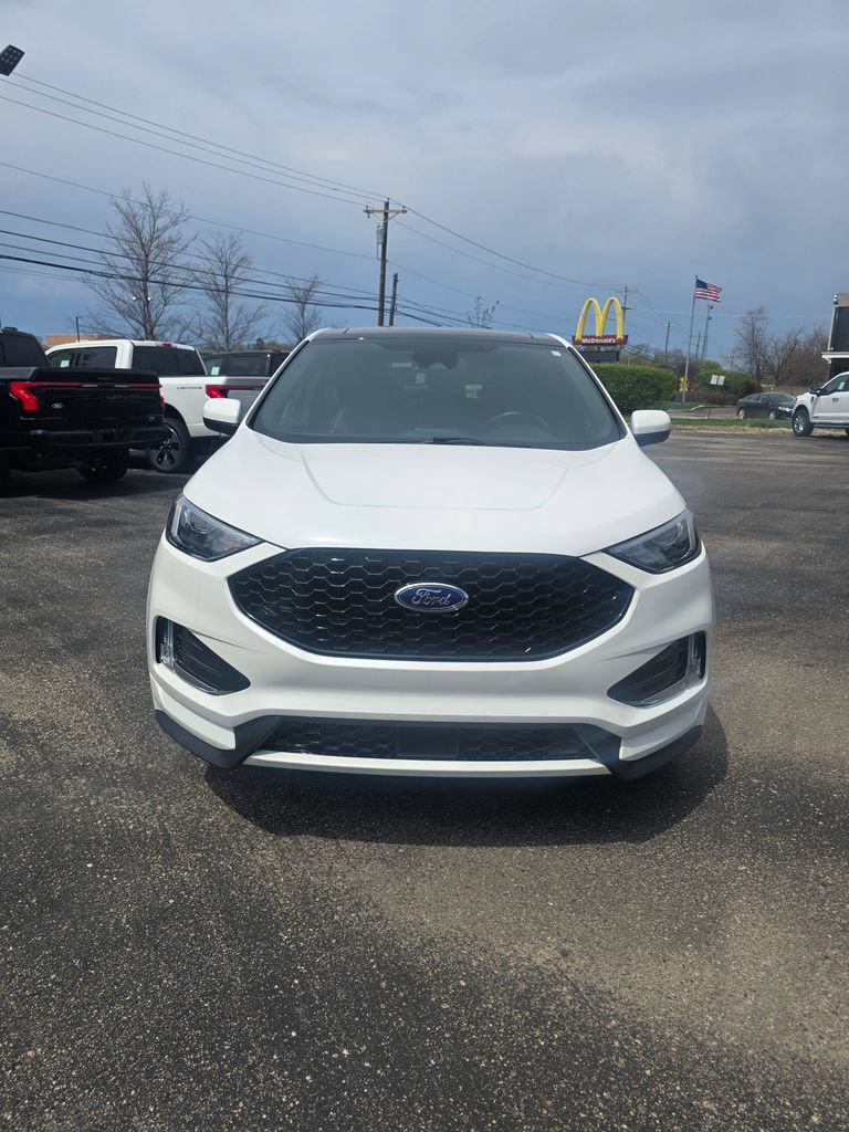 Certified 2023 Ford Edge ST-Line AWD/4WD image 9