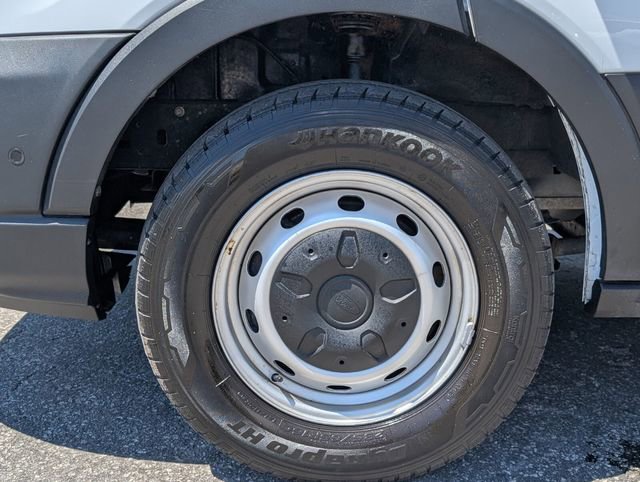 Used 2022 Ford Transit 250 Low Roof image 6