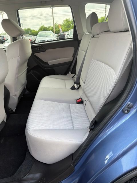 Used 2015 Subaru Forester 2.5i Premium w/ All-Weather Package AWD/4WD image 10