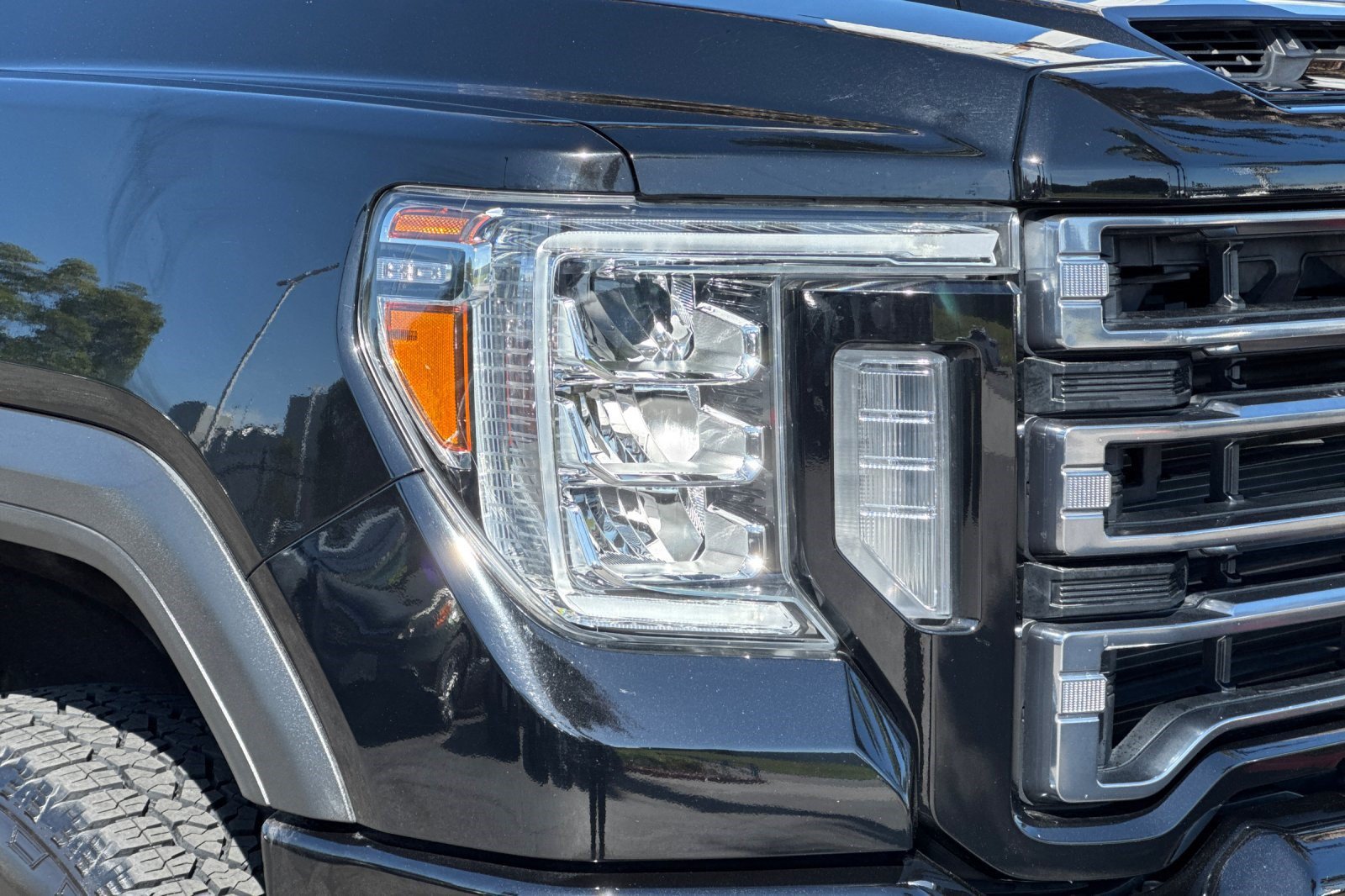 Used 2023 GMC Sierra 2500 AT4 AWD/4WD image 12