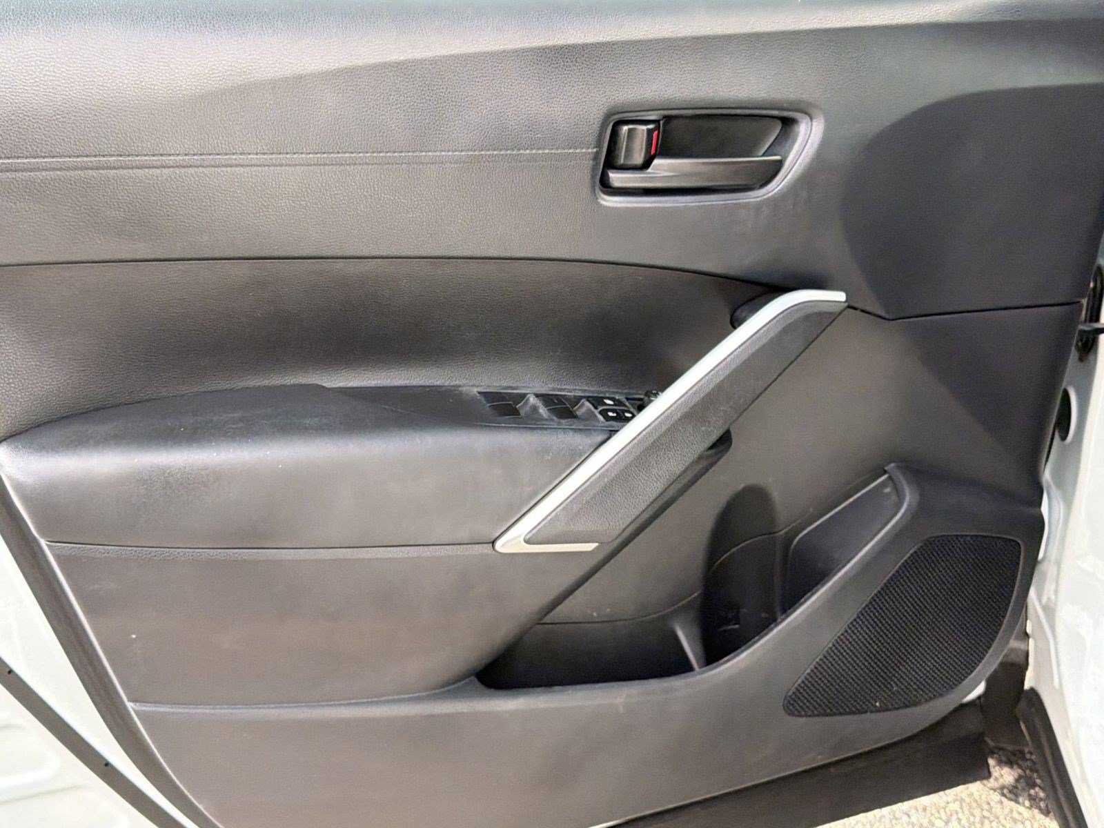 Used 2024 Toyota Corolla Cross AWD Hybrid image 14