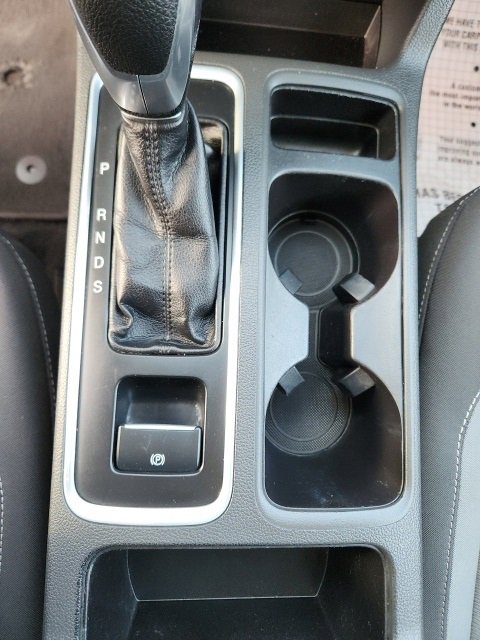 Used 2018 Ford Escape SE image 15