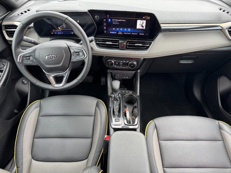 Used 2025 Chevrolet TrailBlazer ACTIV w/ Convenience Package image 12