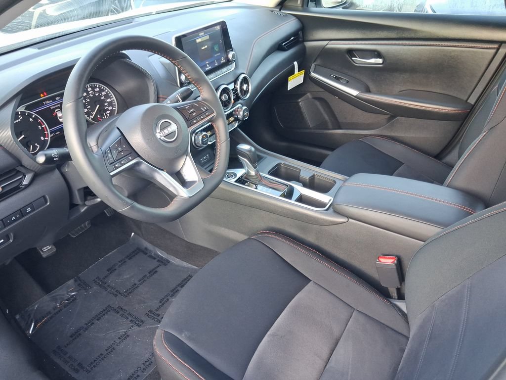 Used 2025 Nissan Sentra SR FWD image 20