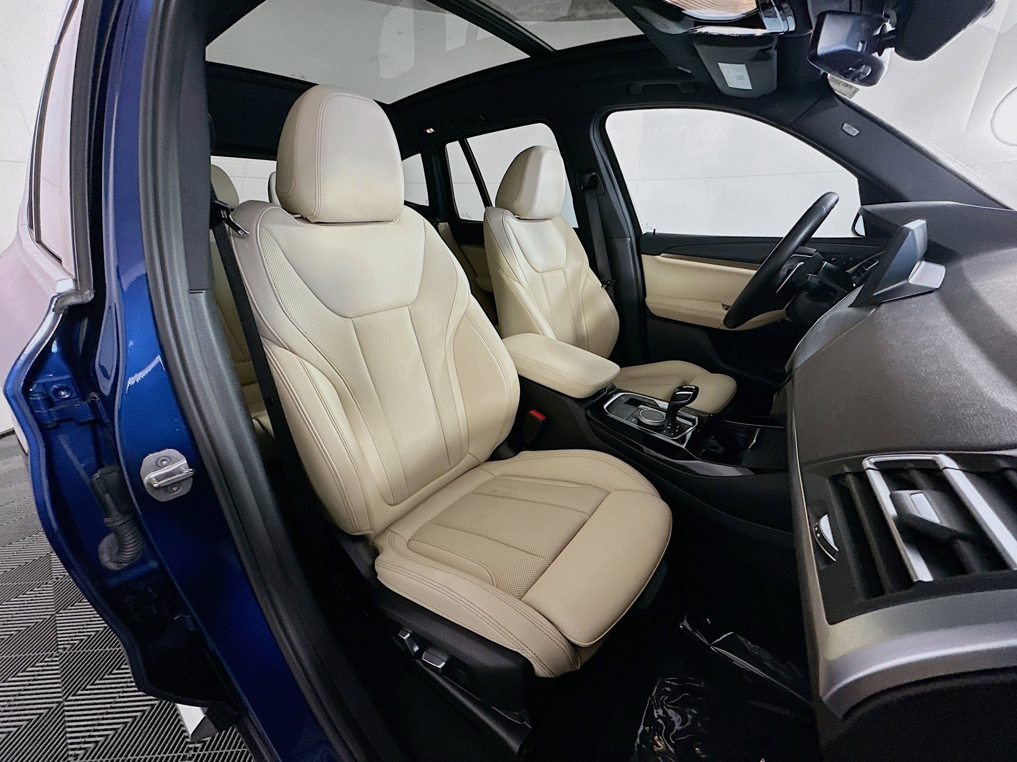 Used 2023 BMW X3 sDrive30i w/ Convenience Package image 28