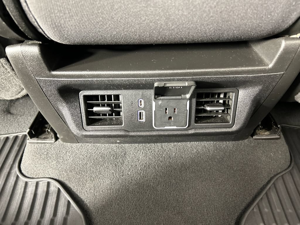 Used 2023 Chevrolet Silverado 1500 LT AWD/4WD image 20