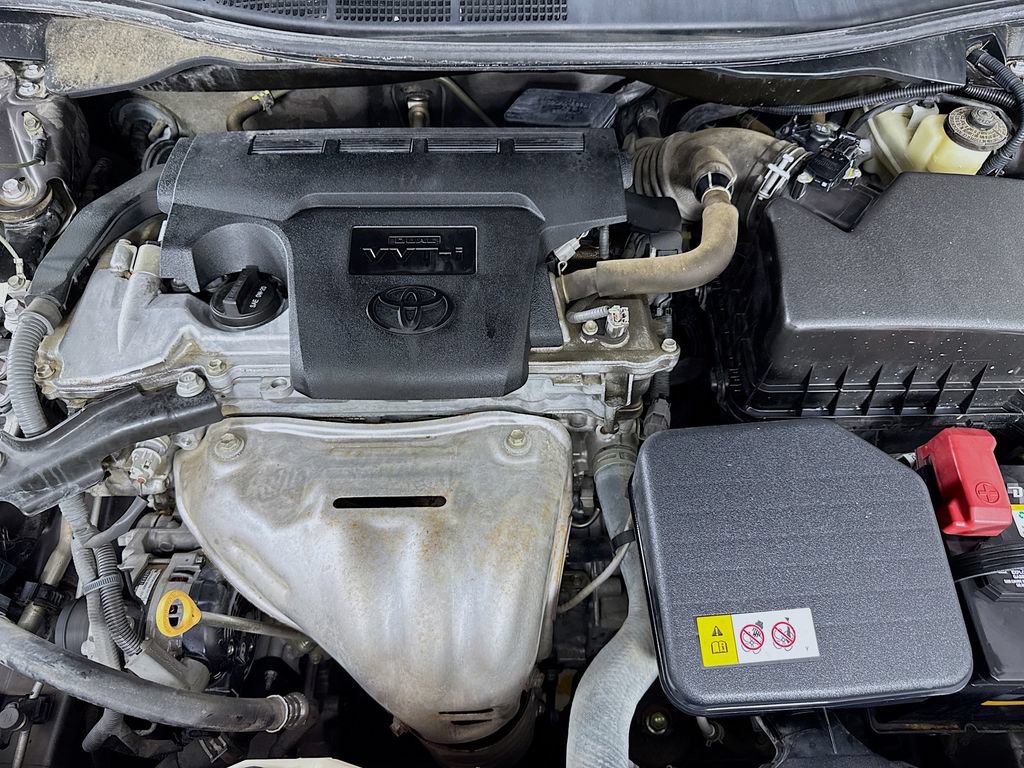 Used 2017 Toyota Camry SE w/ Moonroof Package FWD image 36
