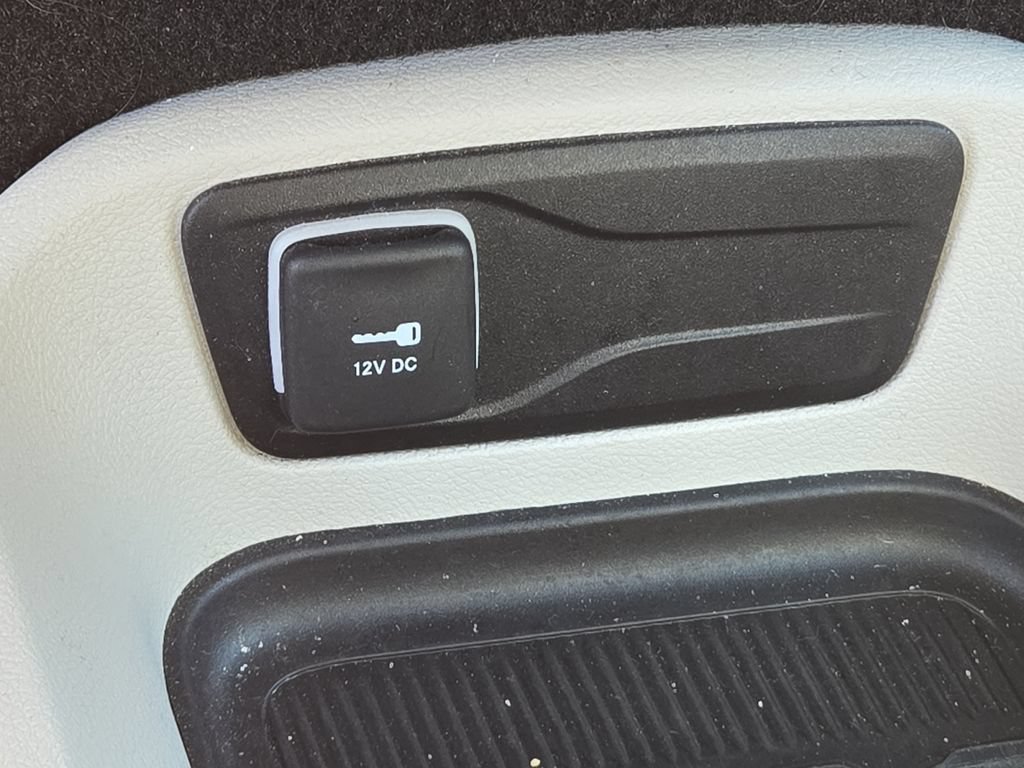 Used 2024 Chrysler Pacifica Touring-L FWD image 40