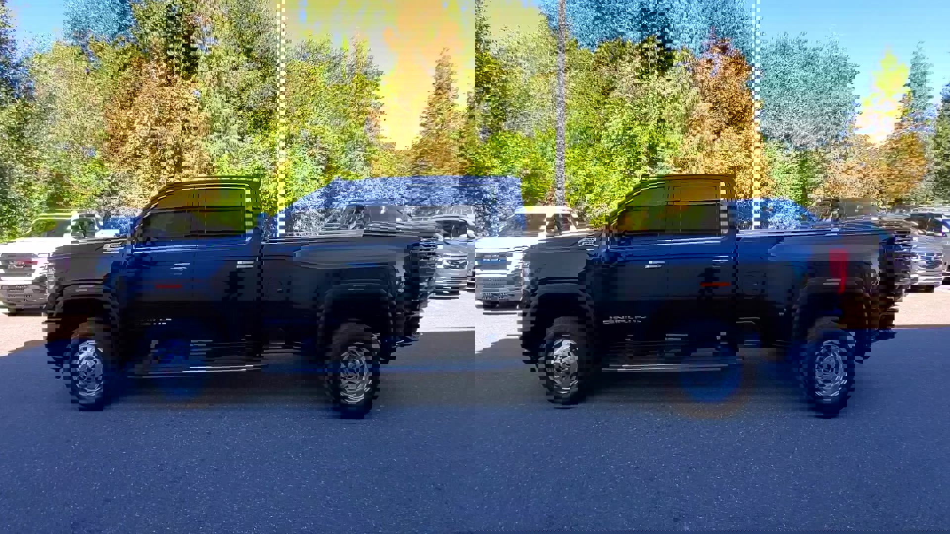 Used 2020 GMC Sierra 3500 Denali w/ Denali Ultimate Package image 41