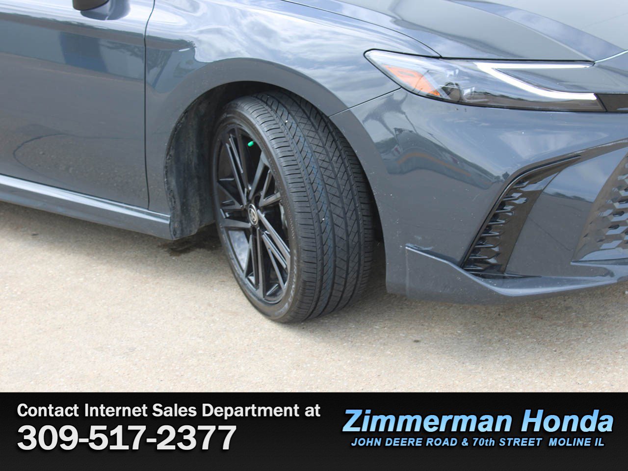 Used 2025 Toyota Camry XSE FWD image 21