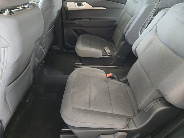 New 2026 Ford Explorer Active RWD image 21
