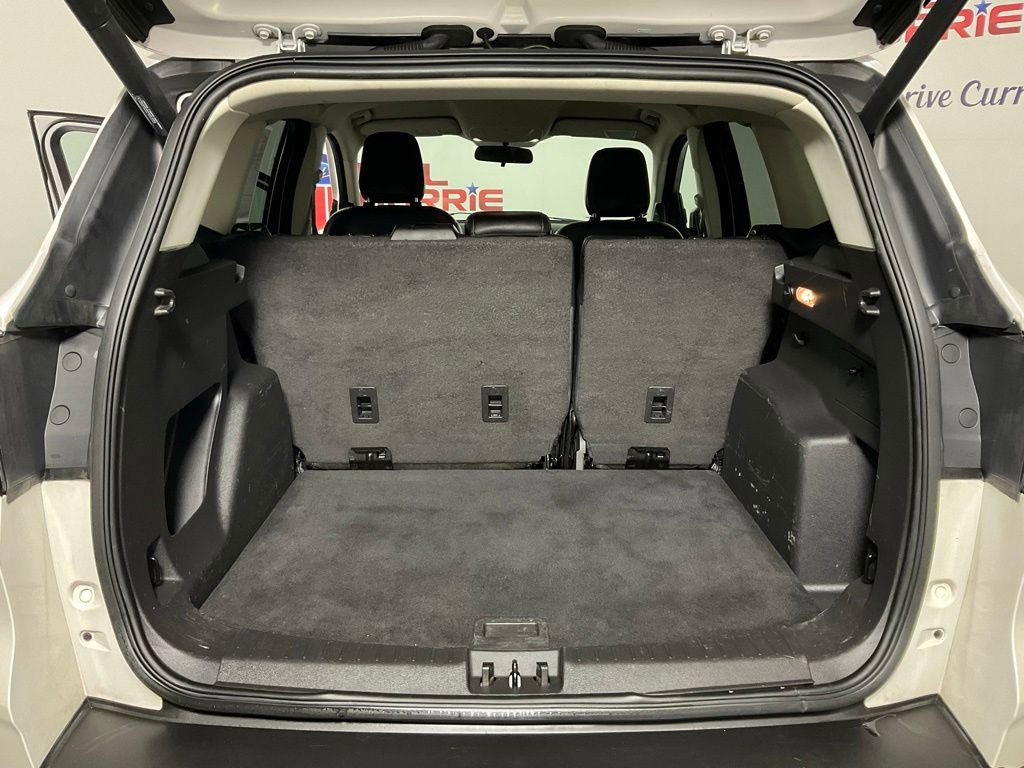 Used 2018 Ford Escape SEL FWD image 11