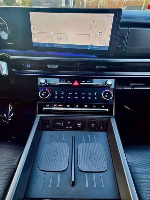 Used 2025 Hyundai Santa Fe Calligraphy image 30