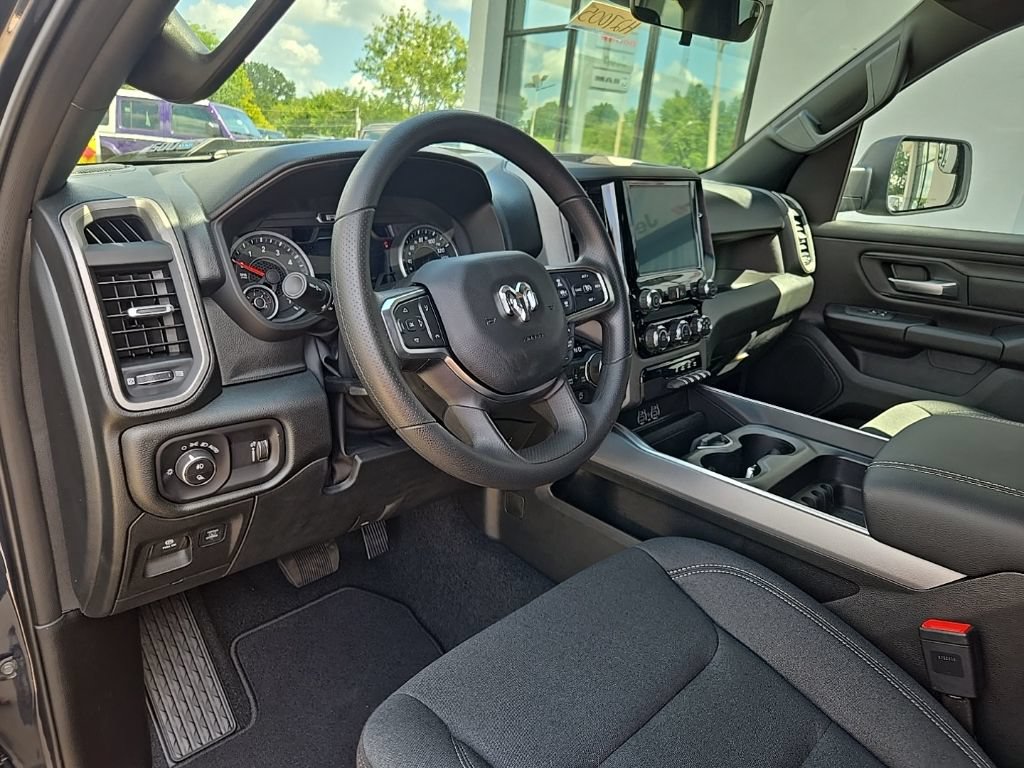 New 2027 RAM 1500 Express AWD/4WD image 42