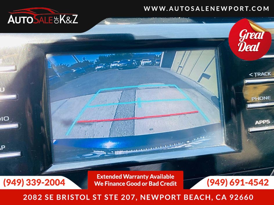 Used 2019 Toyota Camry SE w/ Carpet Mat Package FWD image 34