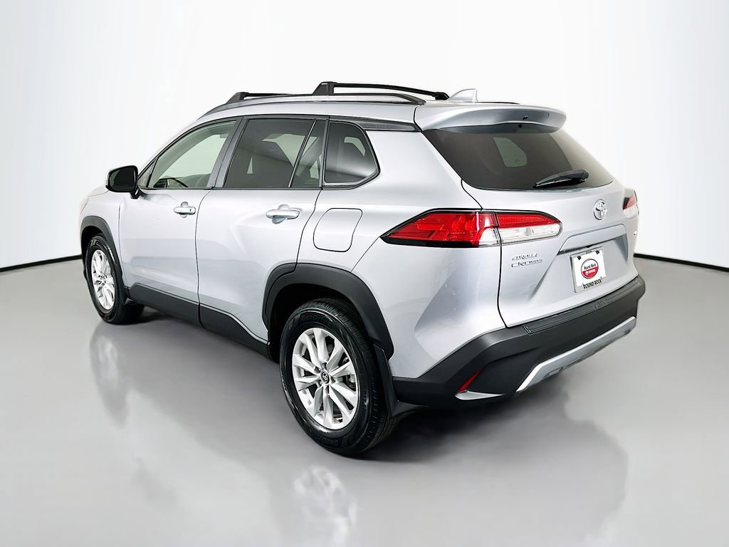 Certified 2024 Toyota Corolla Cross LE image 7