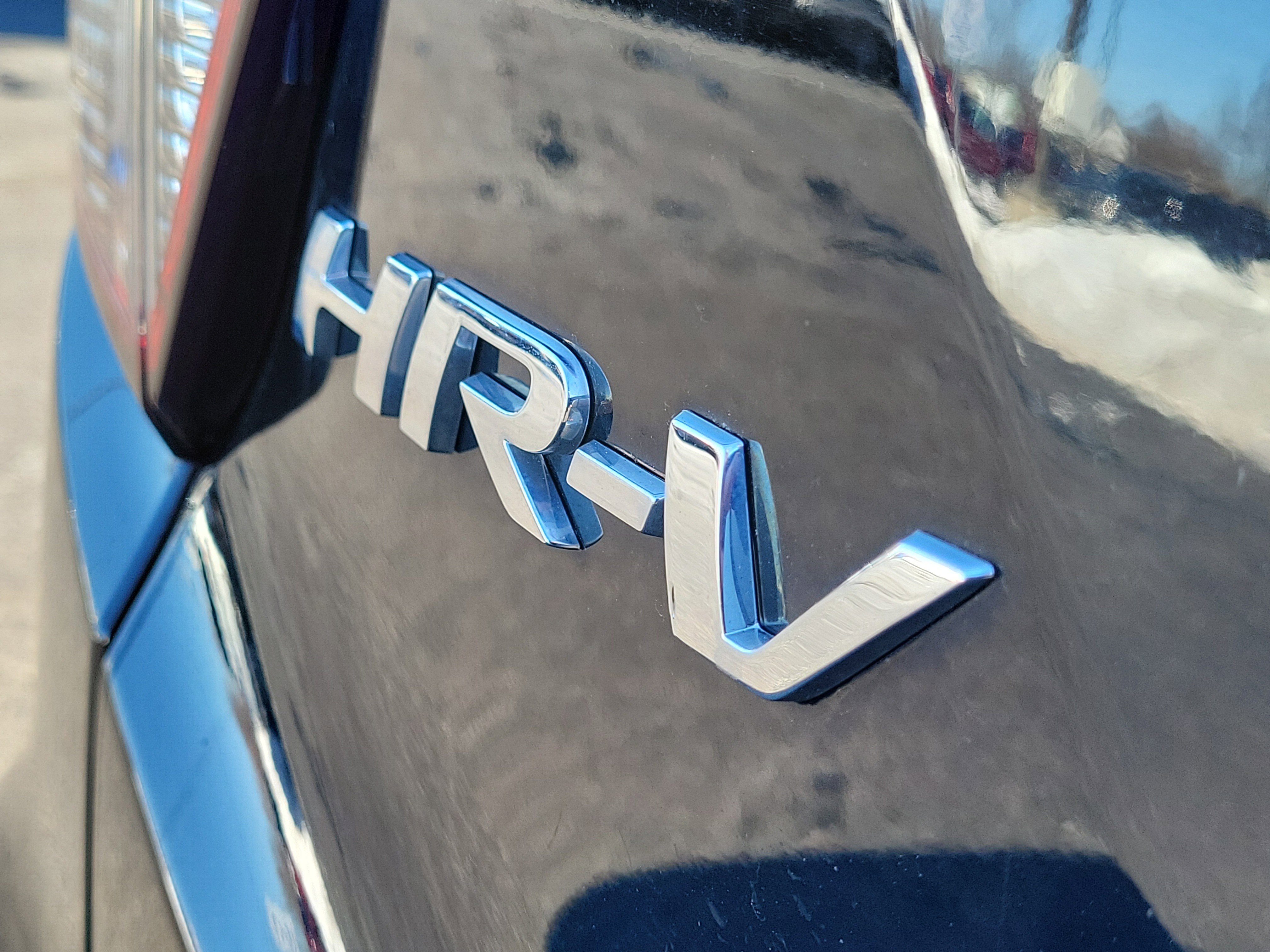Used 2021 Honda HR-V LX image 6