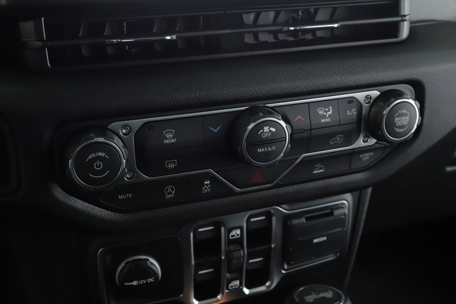 New 2026 Jeep Wrangler Unlimited Sport image 11