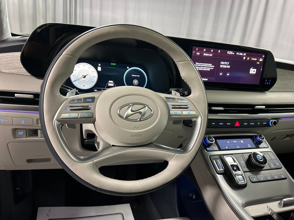 Used 2025 Hyundai Palisade Calligraphy image 13