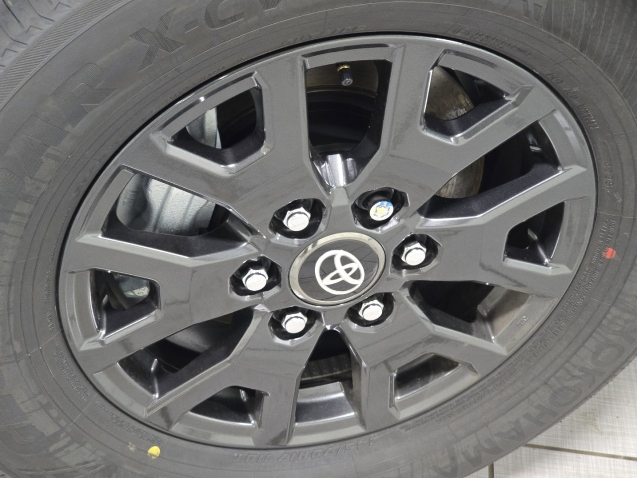 New 2026 Toyota 4Runner SR5 image 9