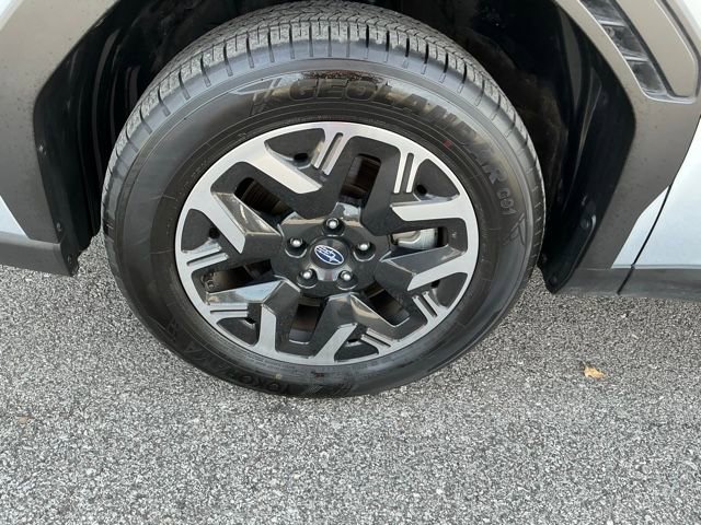 Certified 2025 Subaru Forester Premium image 9