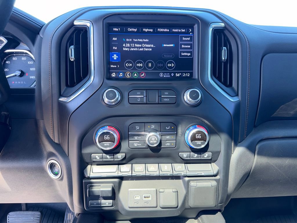 Used 2022 GMC Sierra 1500 AT4 w/ AT4 Preferred Package image 18