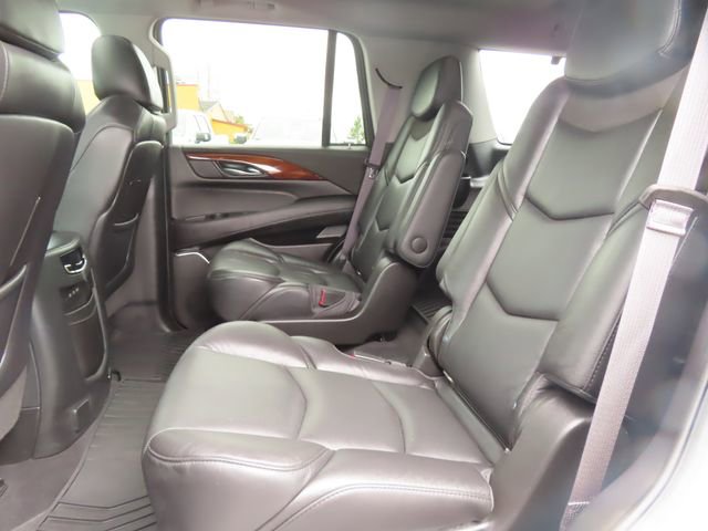 Used 2017 Cadillac Escalade Premium Luxury AWD/4WD image 43