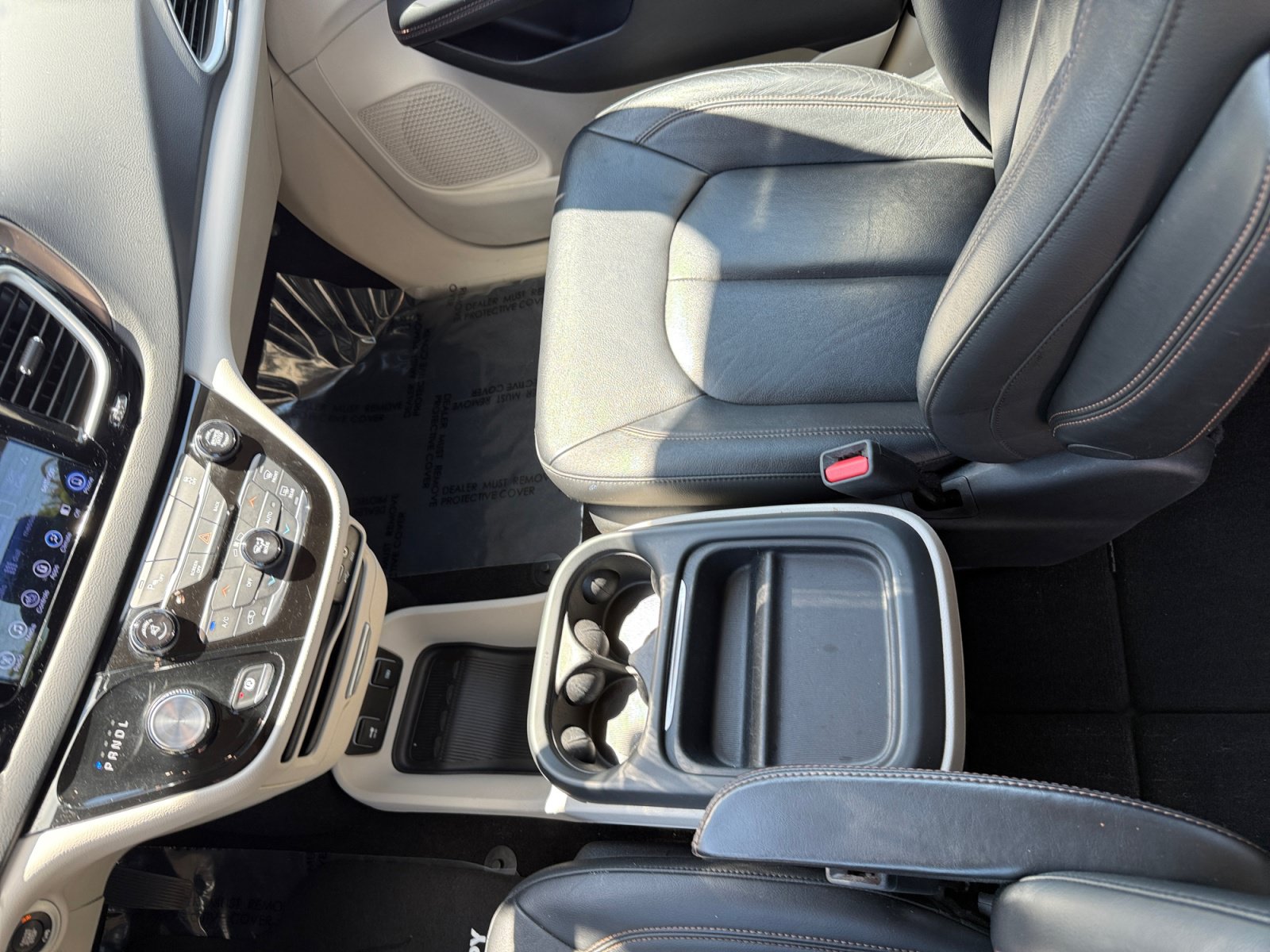 Used 2017 Chrysler Pacifica Touring-L FWD image 14