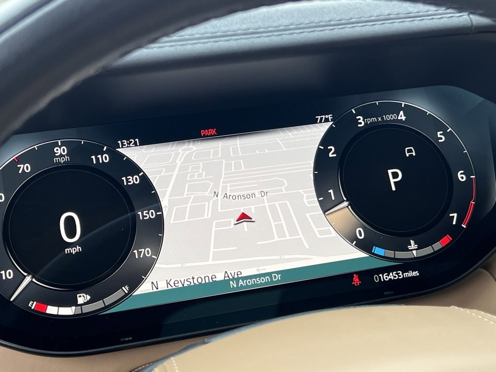 Used 2023 Land Rover Range Rover SE image 26