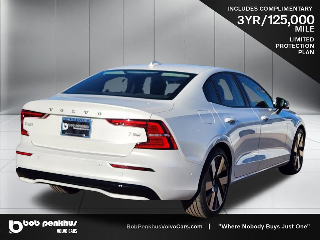 Used 2025 Volvo S60 T8 Plus image 25
