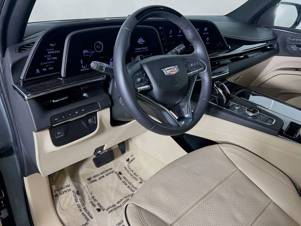 Used 2023 Cadillac Escalade Premium Luxury AWD/4WD image 9