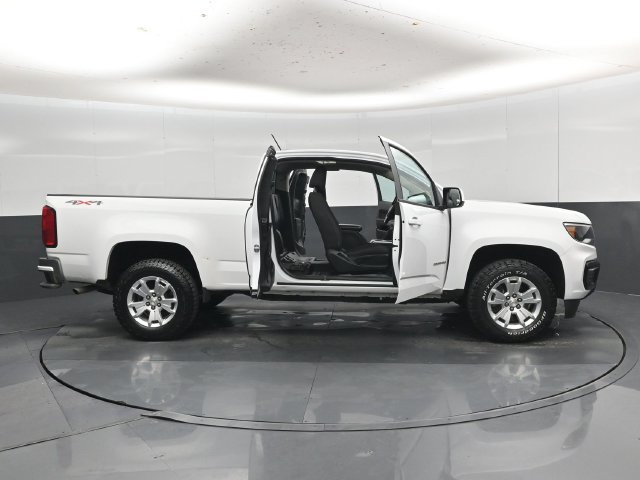 Used 2022 Chevrolet Colorado LT w/ Fleet Safety Package AWD/4WD image 57