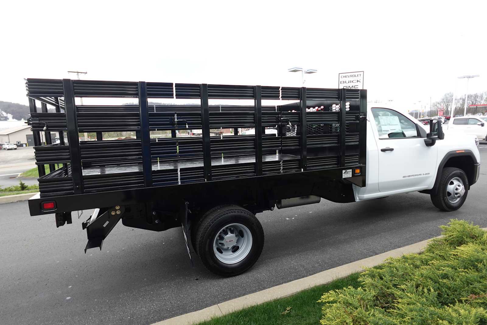 New 2026 GMC Sierra 3500 Pro w/ Convenience Package RWD image 6