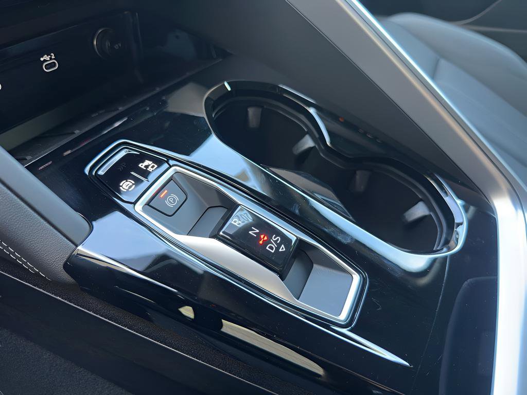 Used 2025 Audi Q5 Premium w/ Convenience Package image 50