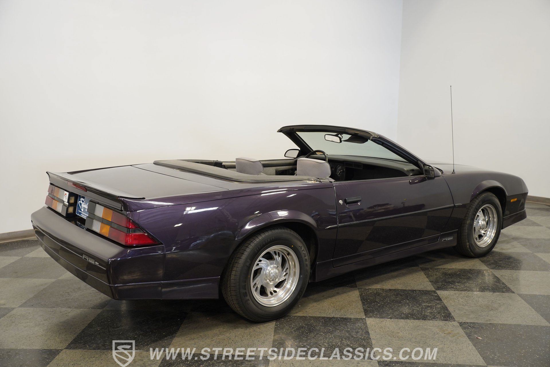 Used 1989 Chevrolet Camaro RS RWD image 13