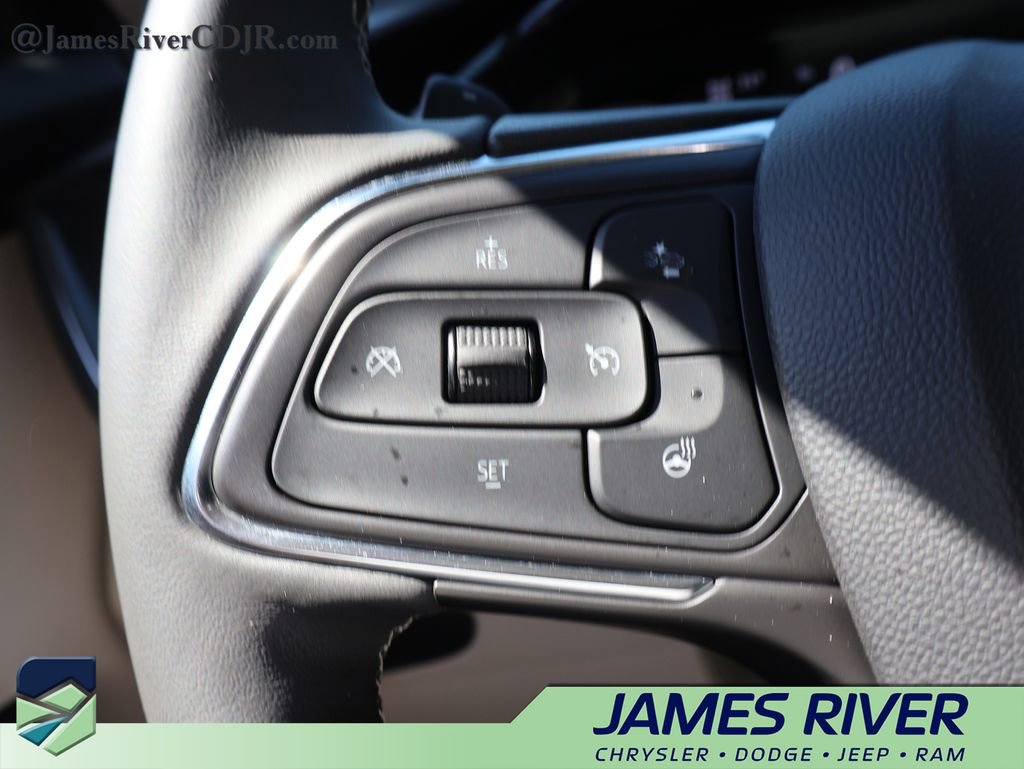 Used 2023 Buick Envision Essence AWD/4WD image 26