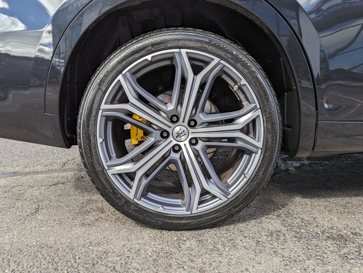 Used 2022 Maserati Levante Modena image 53