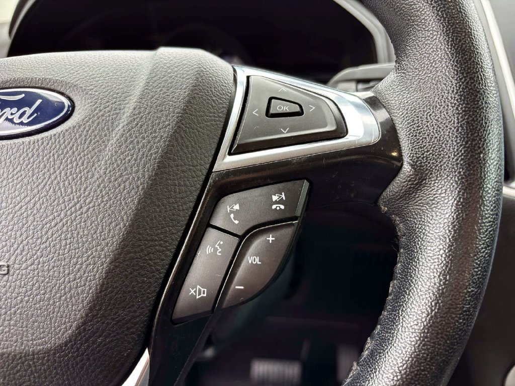 Used 2024 Ford Edge SEL AWD/4WD image 17