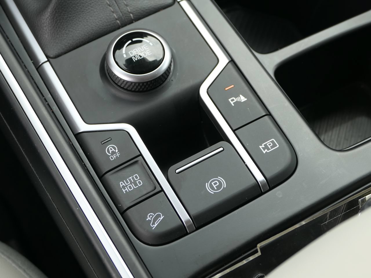 Certified 2026 Kia Sorento S FWD image 22